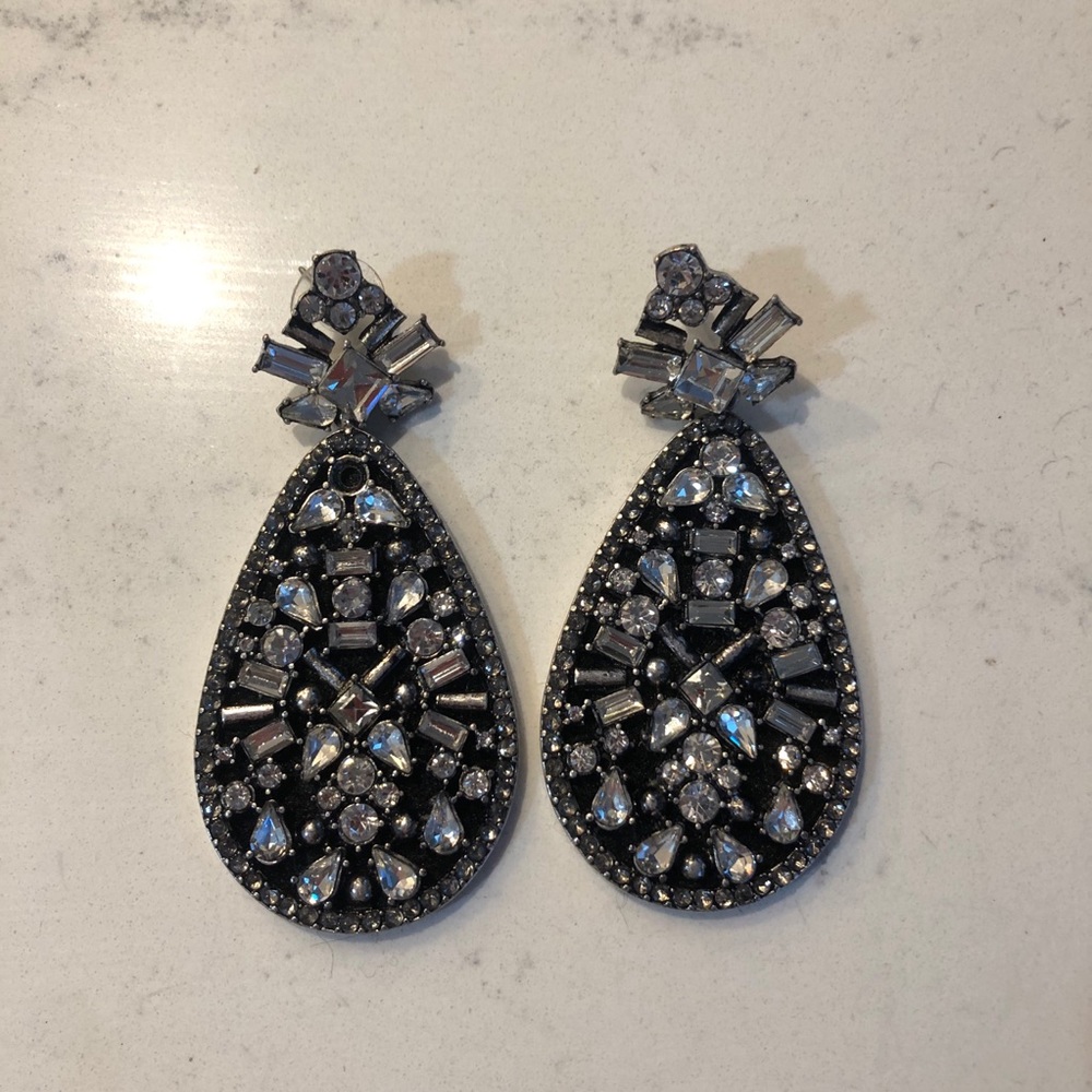 Women’s Chandelier Earrings